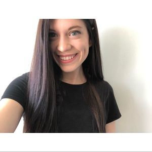 Meet your Posher, Hannah